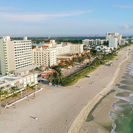 Отель Hollywood Beach Tower Экстерьер фото